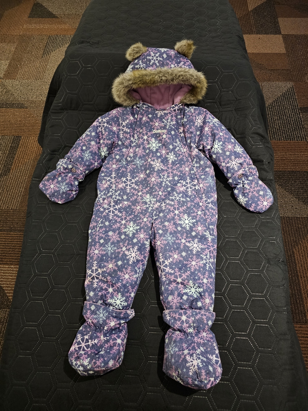 OshKosh B'gosh Purple Snowflake Faux-Fur Hooded Snowsuit 18M